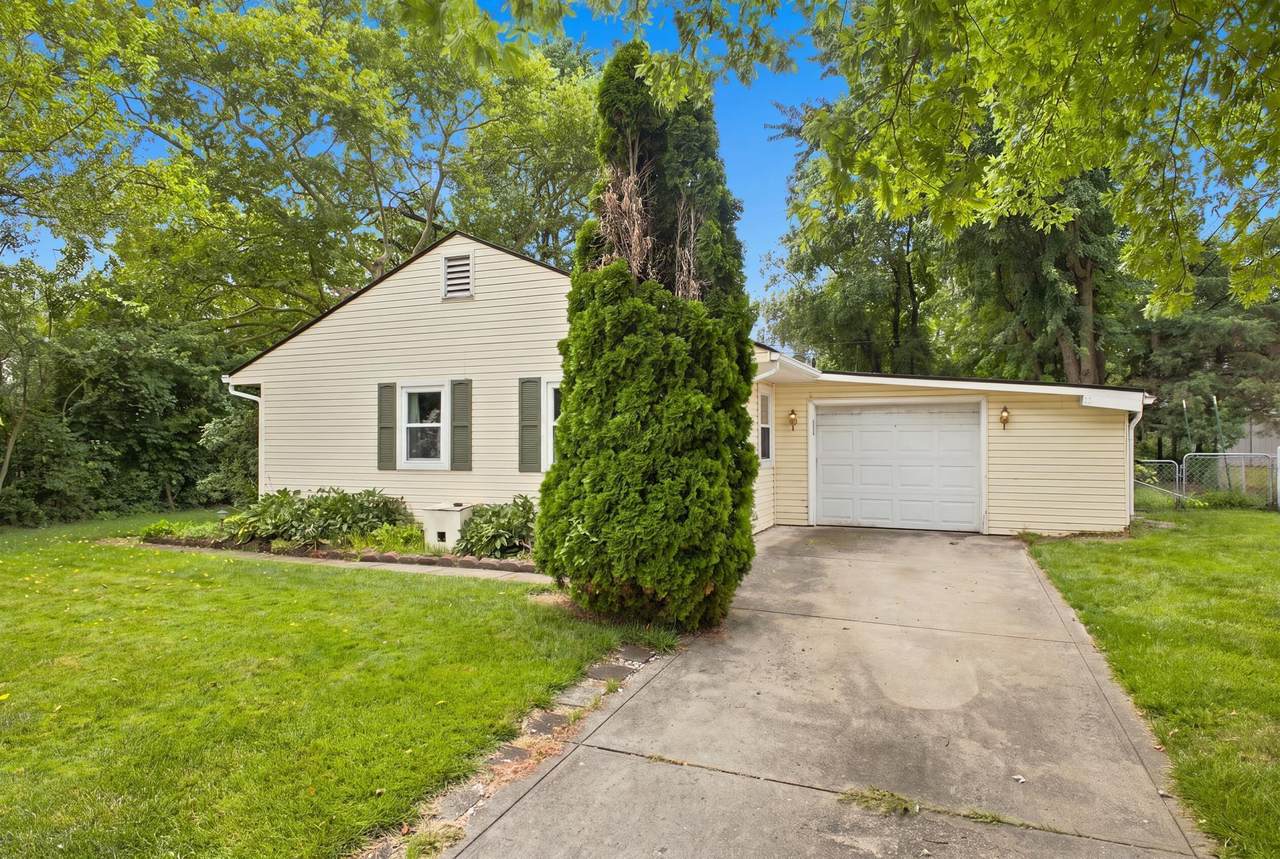 367 Yarmouth Lane - Photo 1