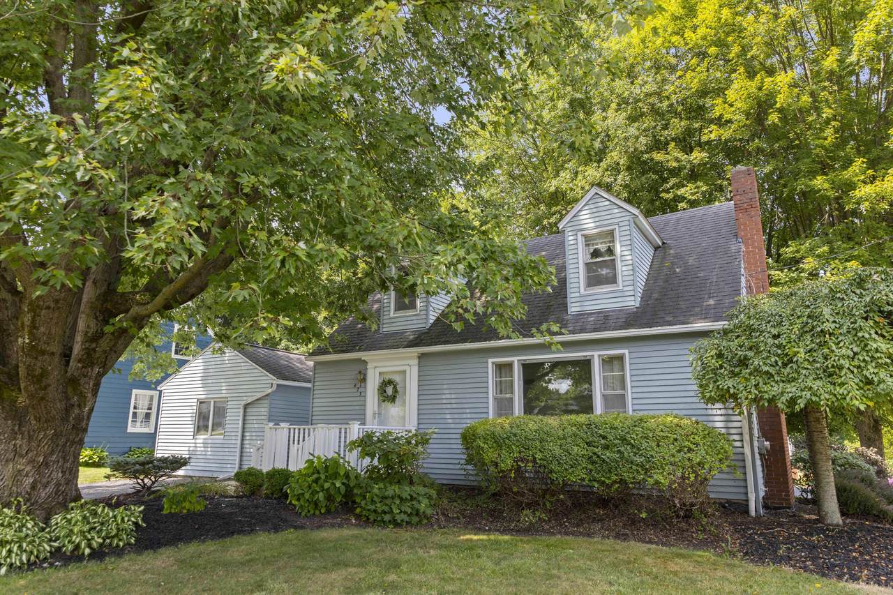 473 Delaware Street - Photo 1