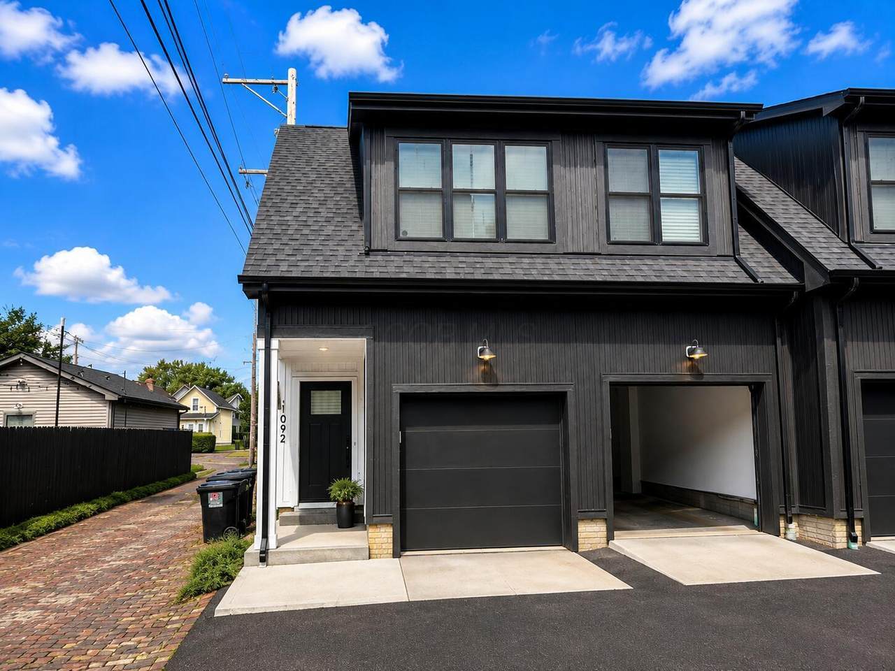 1092 Gustavus Lane - Photo 1
