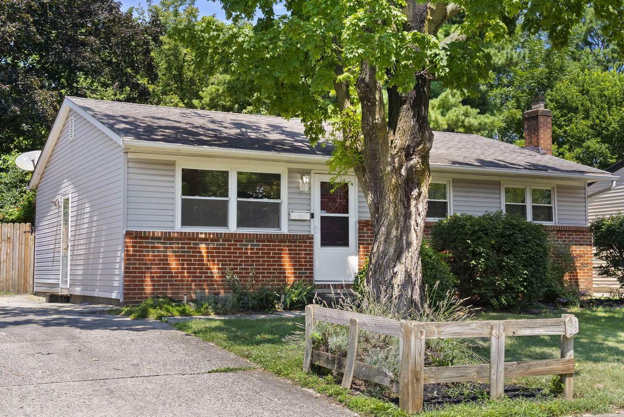 5390 Mountville Avenue - Photo 1