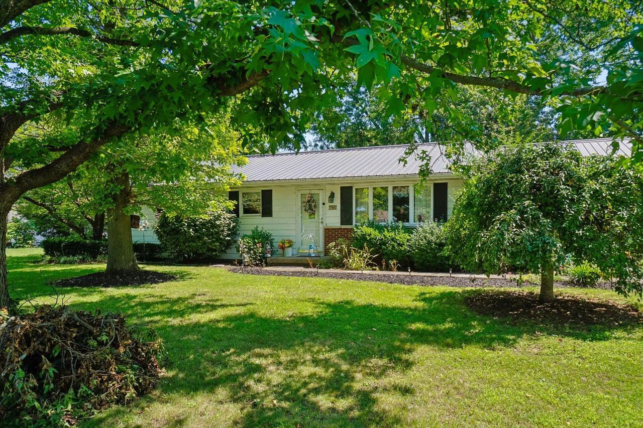 544 Edgewood Drive - Photo 1
