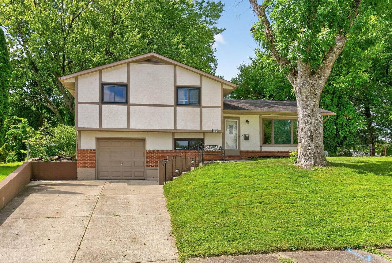 7715 Dalglen Court - Photo 1