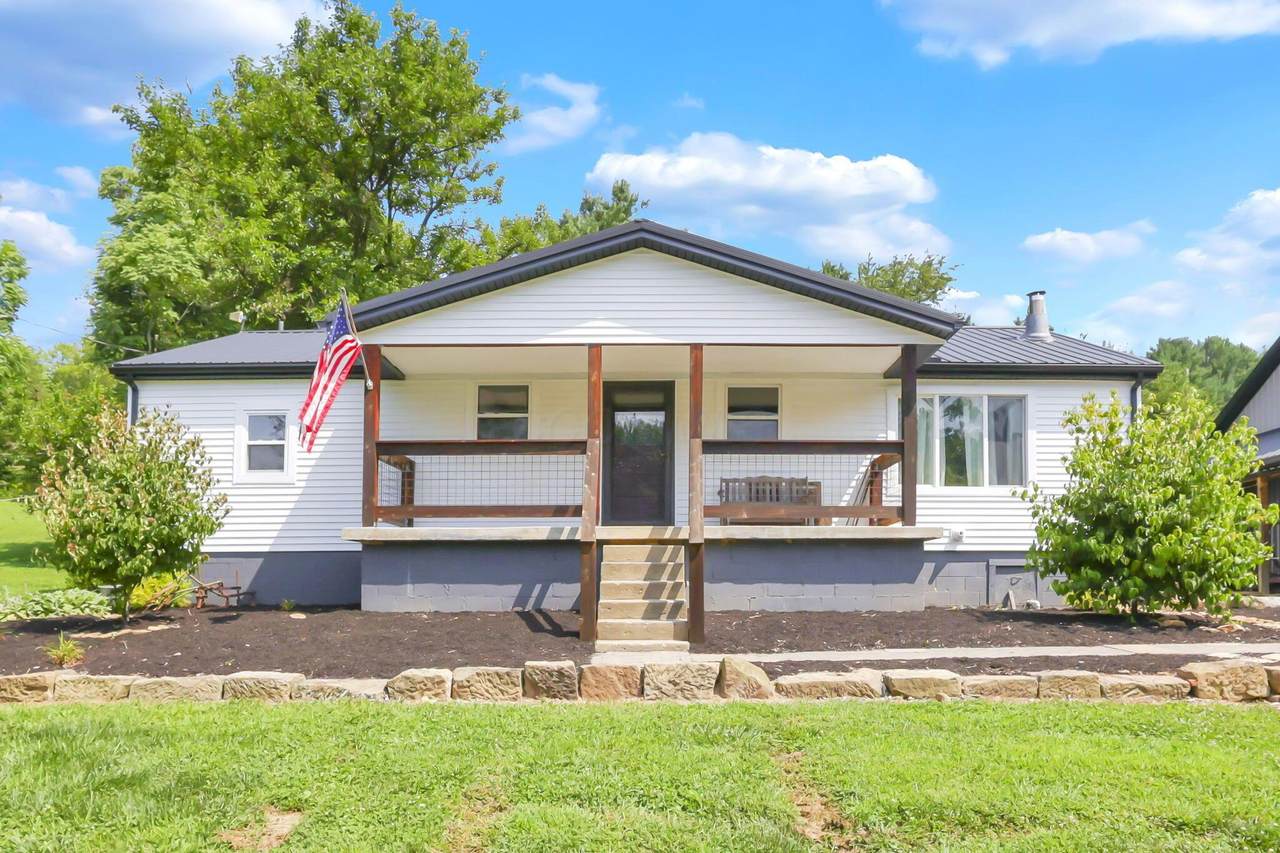 16361 Pinewood Trail Road - Photo 1