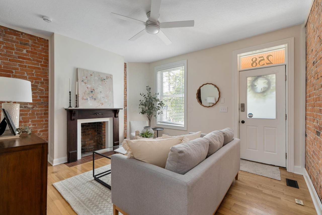 258 2nd Avenue - Photo 1