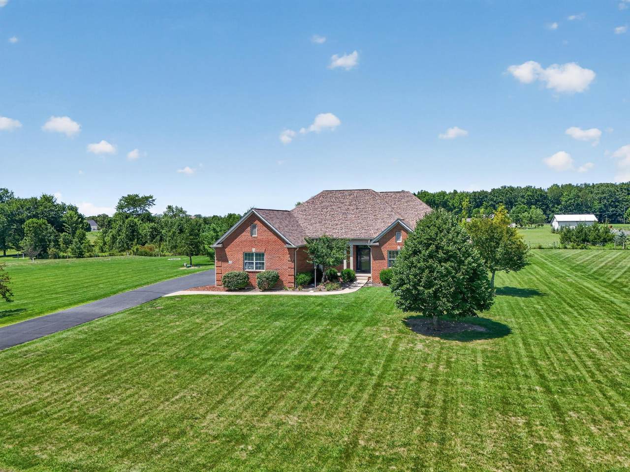 9480 Ward Road - Photo 1