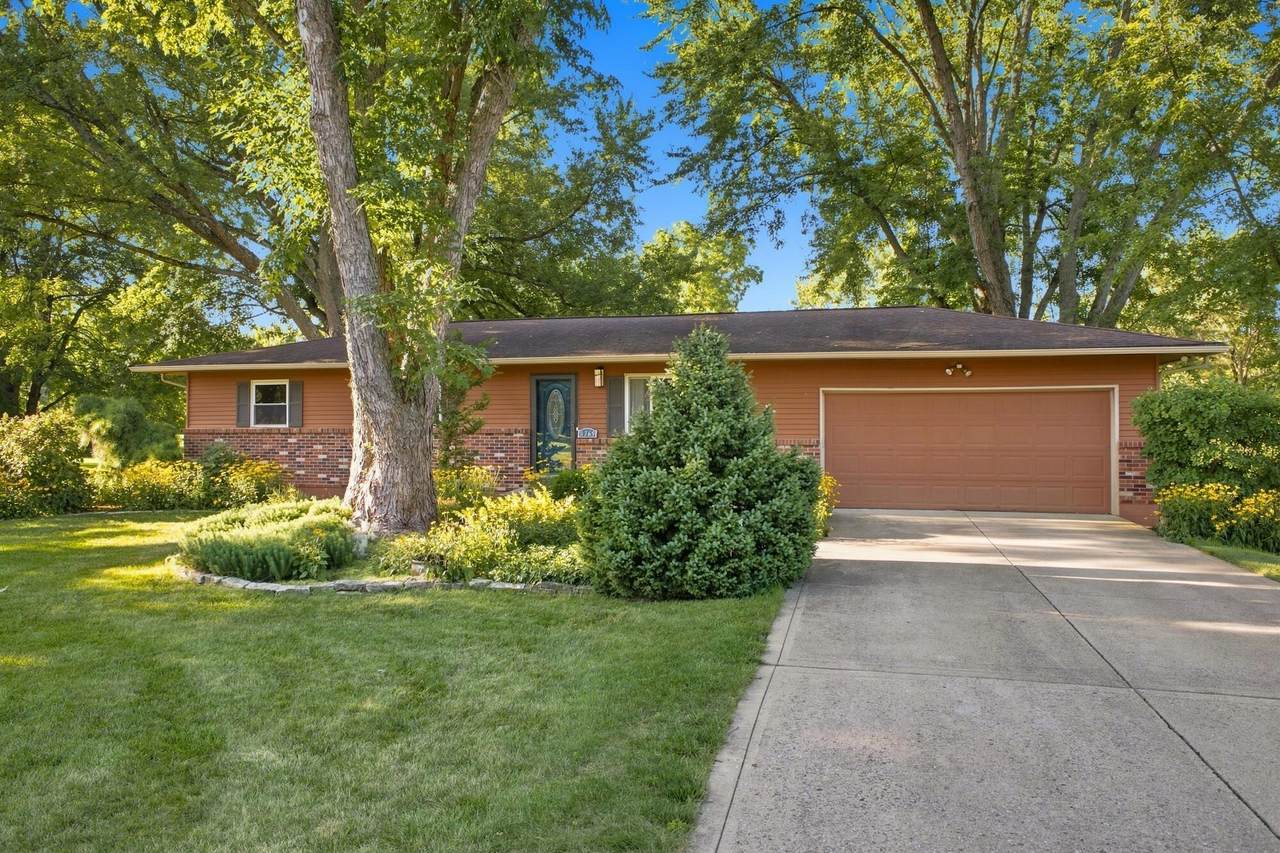 8369 Walnut Avenue - Photo 1