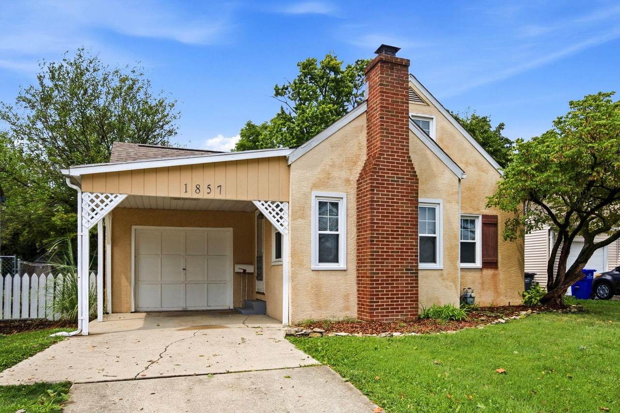 1857 Hess Boulevard - Photo 1