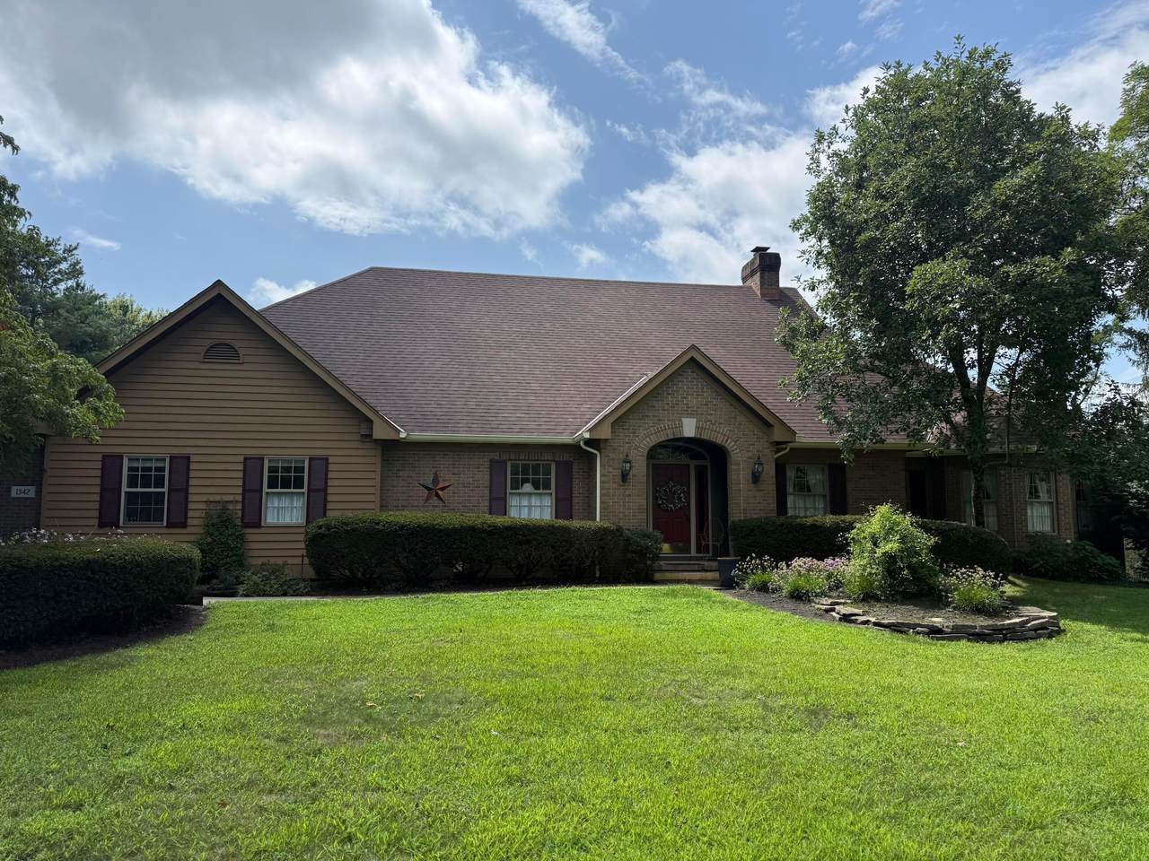 1342 Pinecrest Drive - Photo 1
