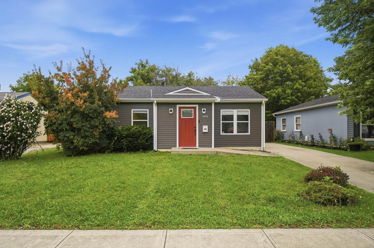 596 Easy Street - Photo 1