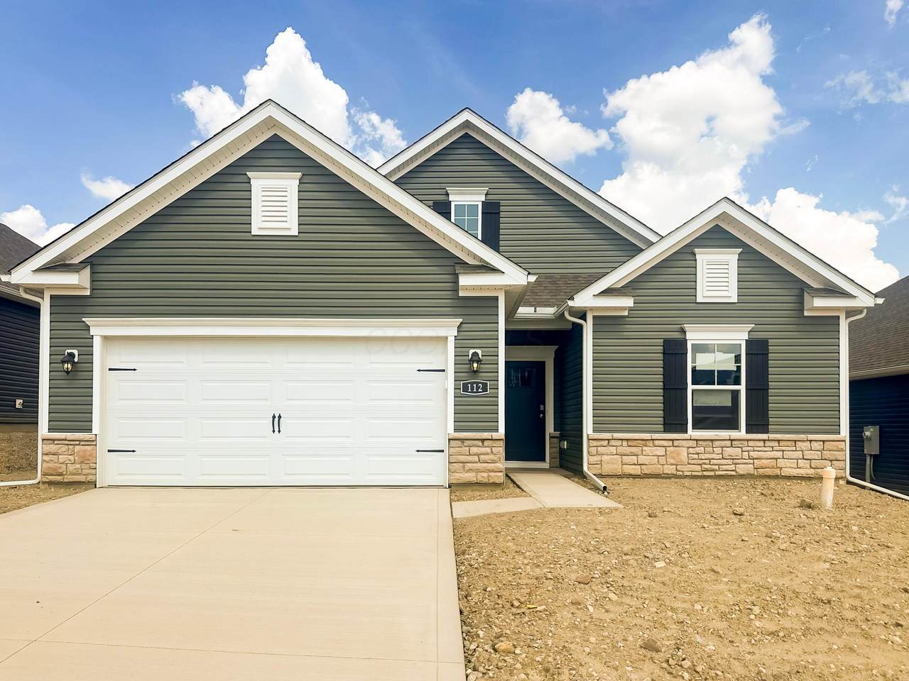 112 Fippenny Place - Photo 1