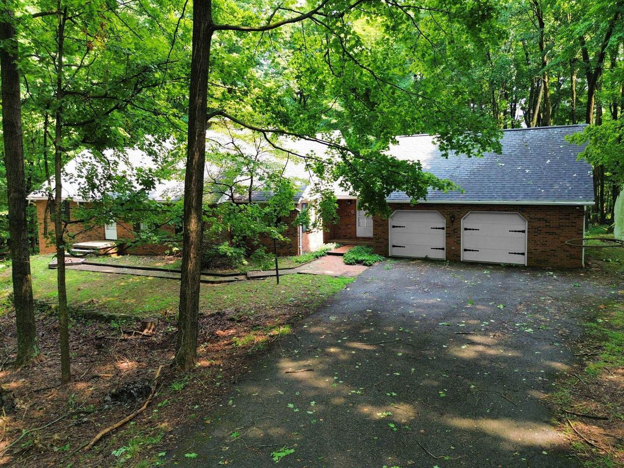 1550 Welsh Hills Road - Photo 1
