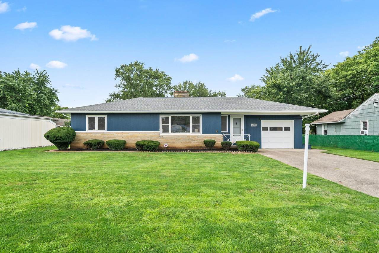 3496 Wicklow Road - Photo 1