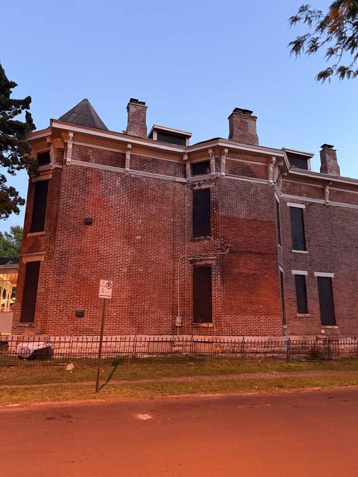 https://bt-photos.global.ssl.fastly.net/columbus/1280_boomver_1_226031554-2.jpg