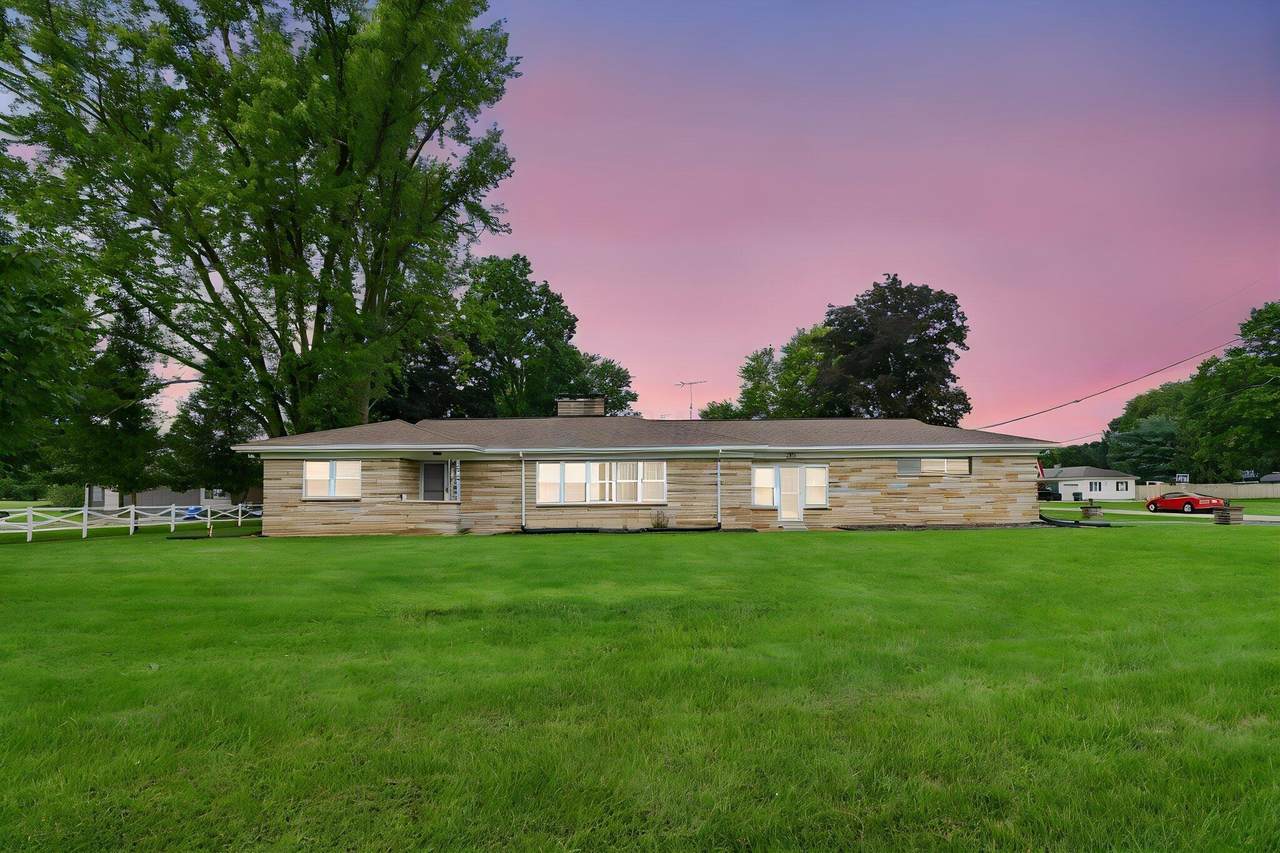 1017 Newark Road - Photo 1