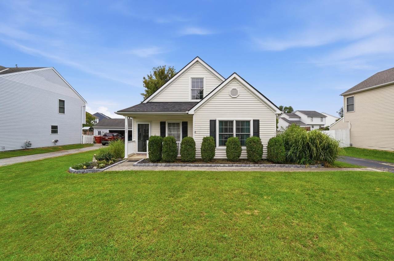 1047 Braxton Boulevard - Photo 1