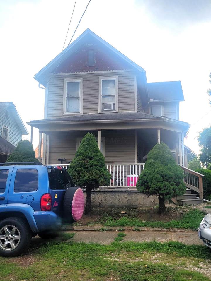119 1st Street - Photo 1