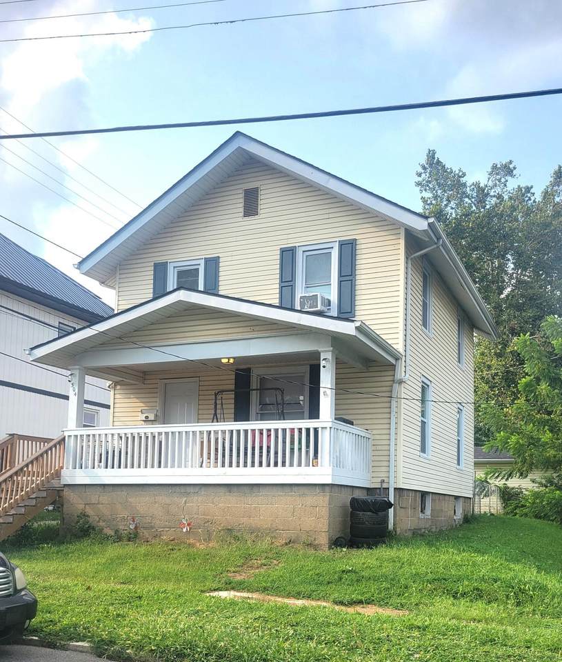 504 Clarendon Street - Photo 1