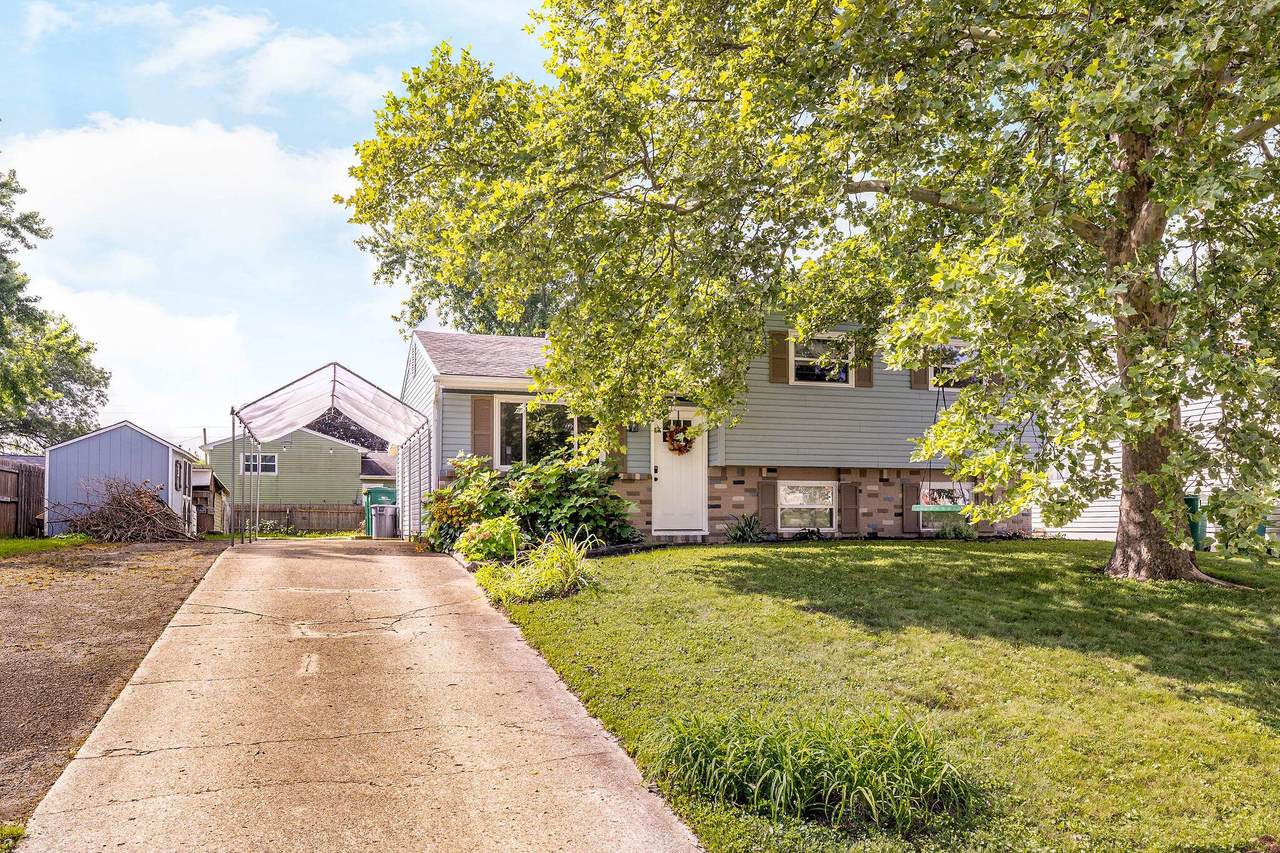 340 Parkdale Drive - Photo 1
