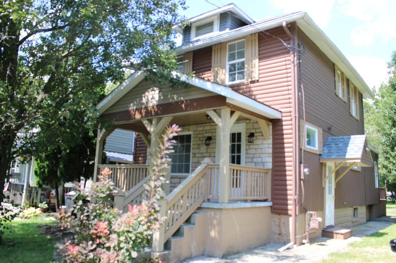 1020 Congress Street - Photo 1