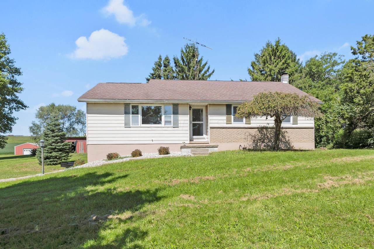 3690 County Road 18 - Photo 1
