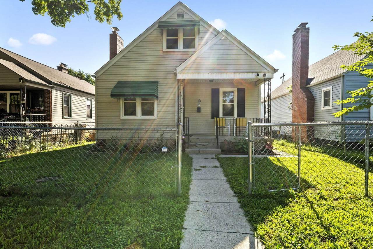 948 Seymour Avenue - Photo 1