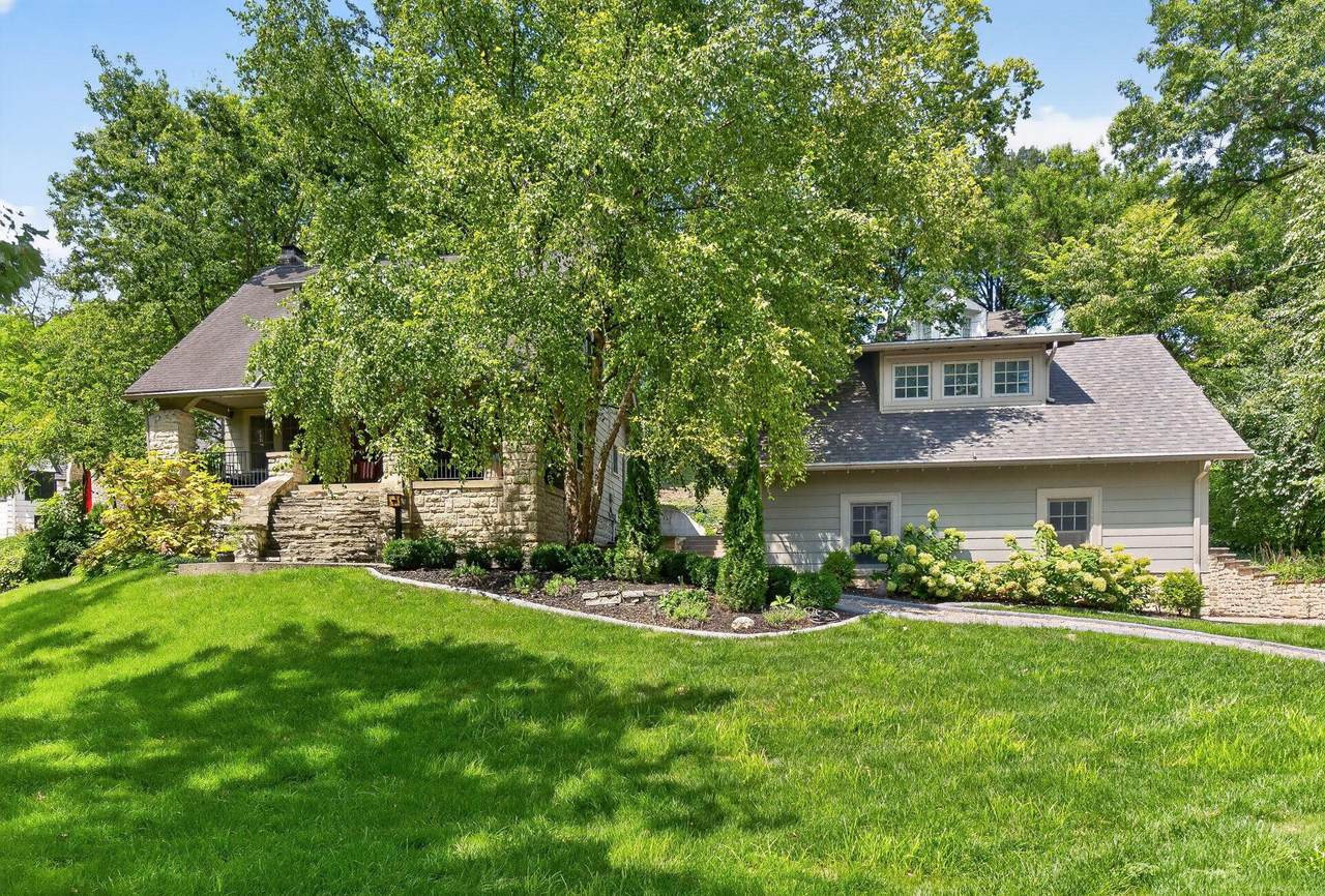 967 Broadview Avenue - Photo 1