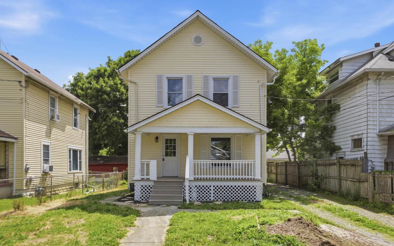 738 Windsor Street - Photo 1