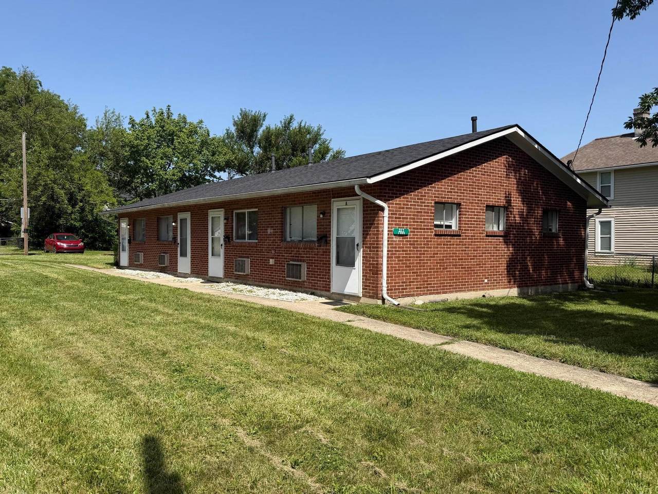 317 Clarendon Avenue - Photo 1