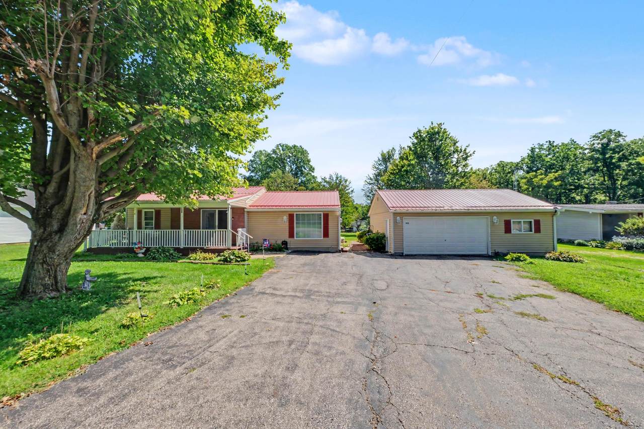 972 Reed Road - Photo 1