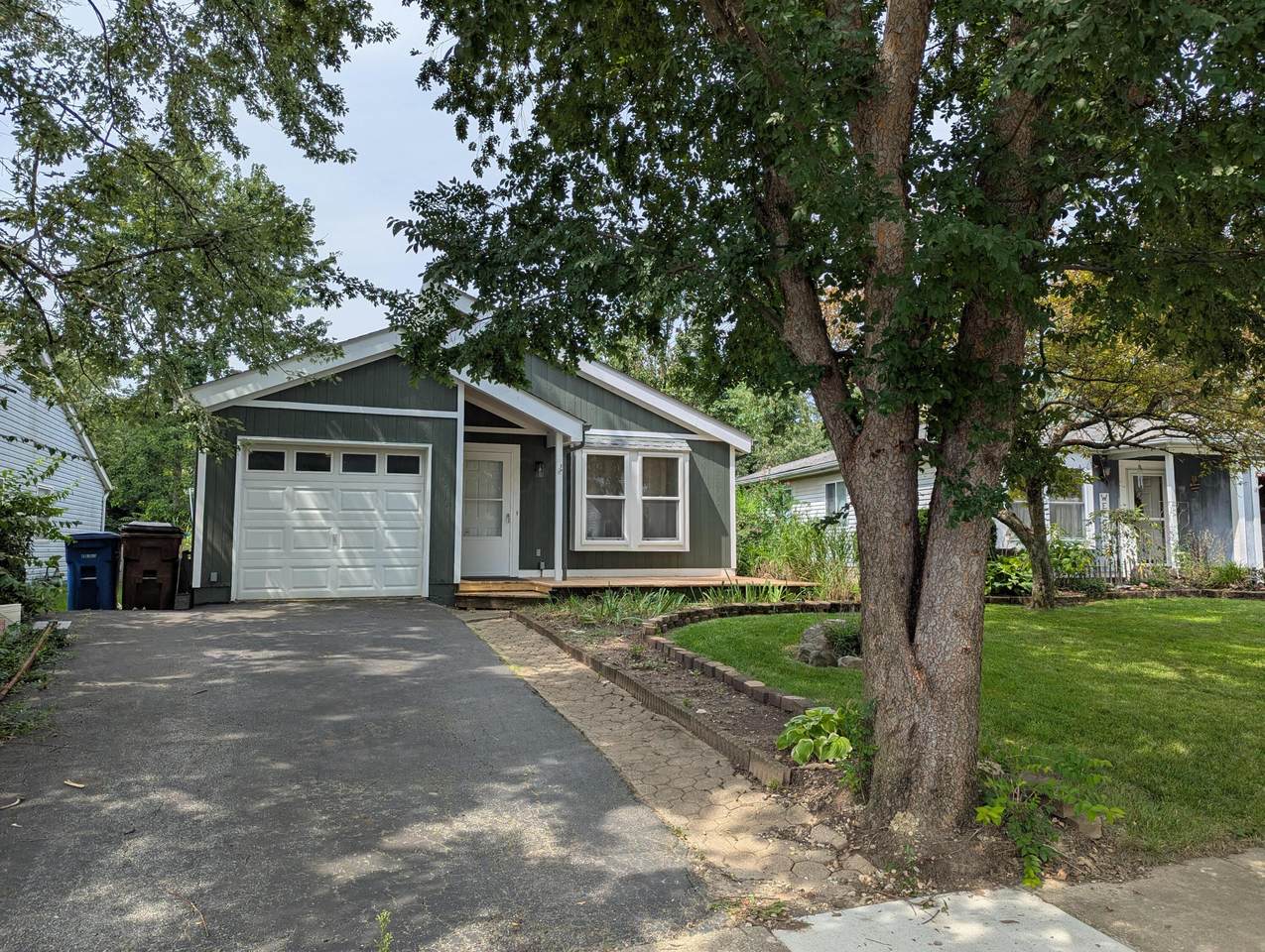 6029 Sunlawn Drive - Photo 1