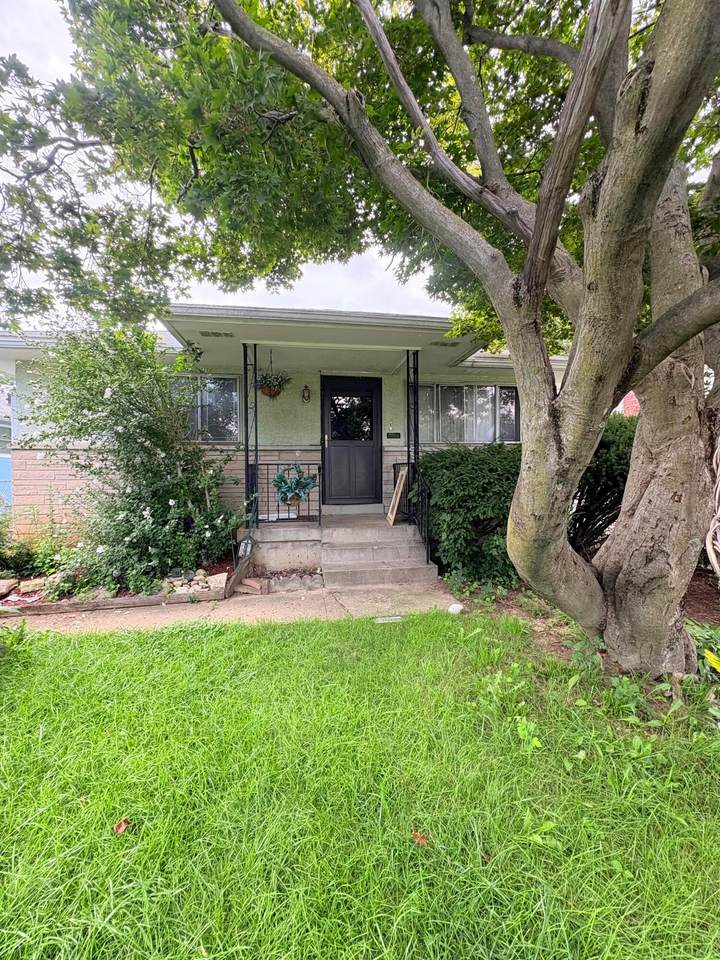 1199 Miller Avenue - Photo 1