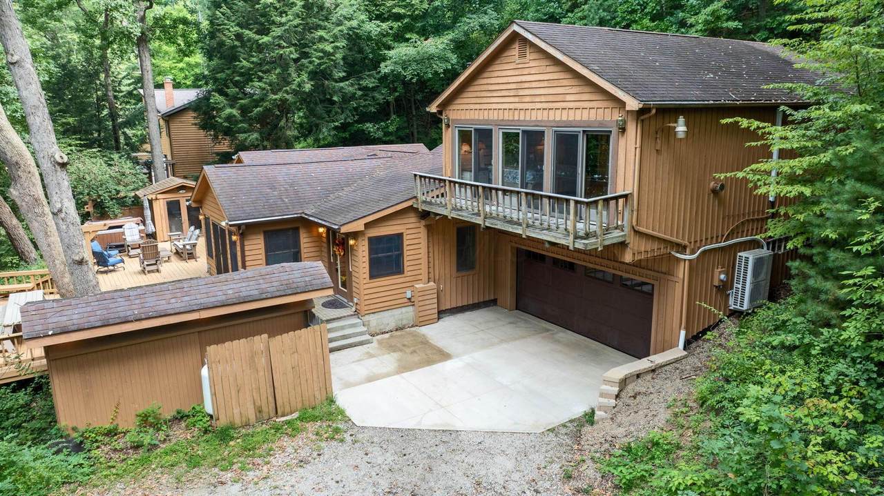 11 Shoreline Drive - Photo 1