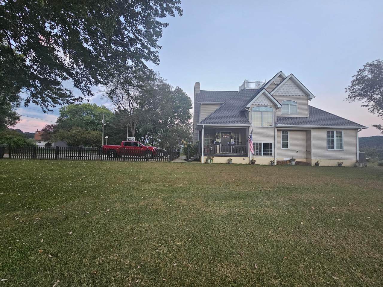 78 Center Street - Photo 1