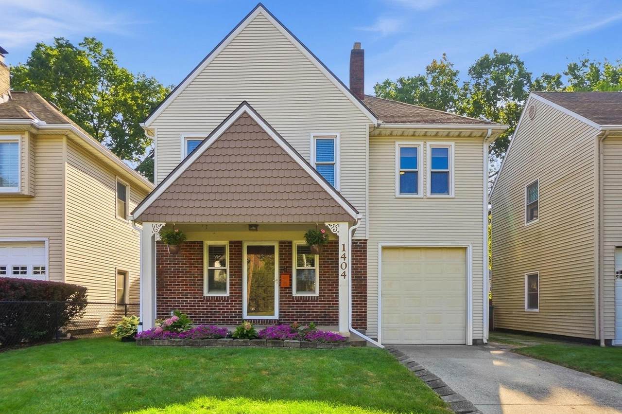 1404 Meadow Road - Photo 1