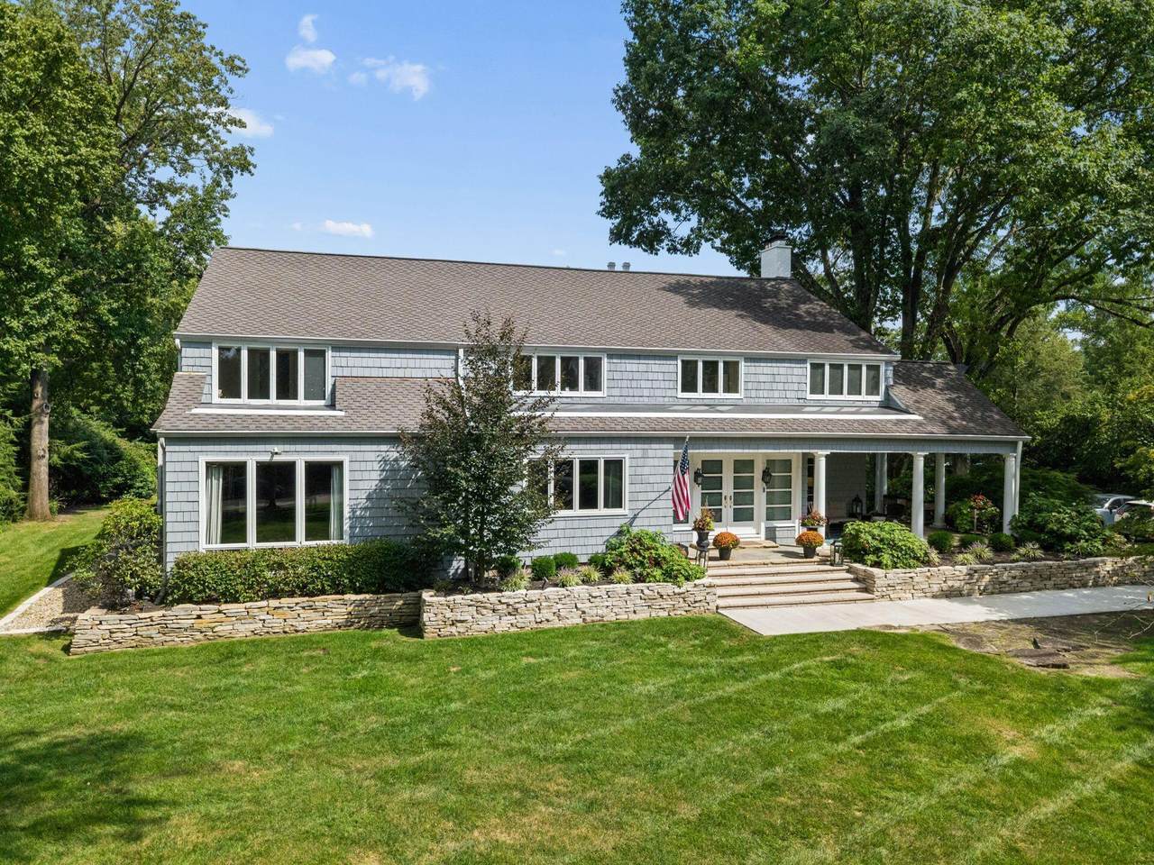 98 Drexel Avenue - Photo 1