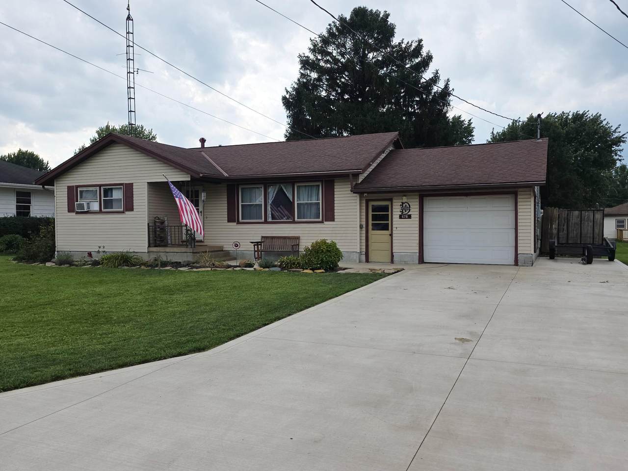 678 Willowcrest Lane - Photo 1