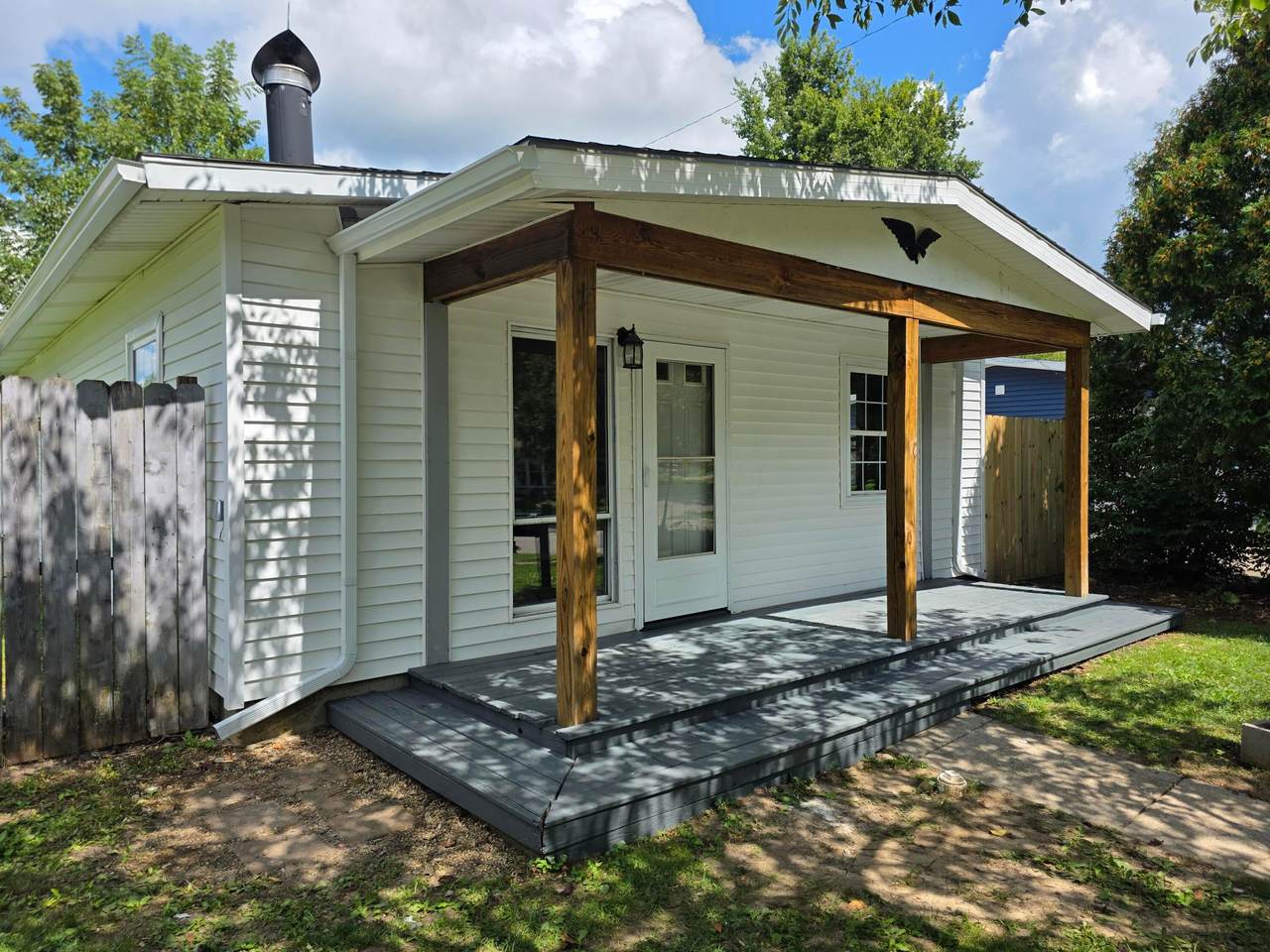 223 Prentice Drive - Photo 1