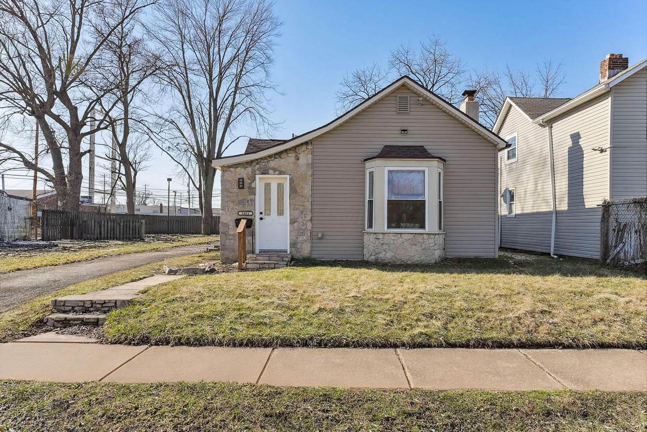 2481 Osceola Avenue - Photo 1
