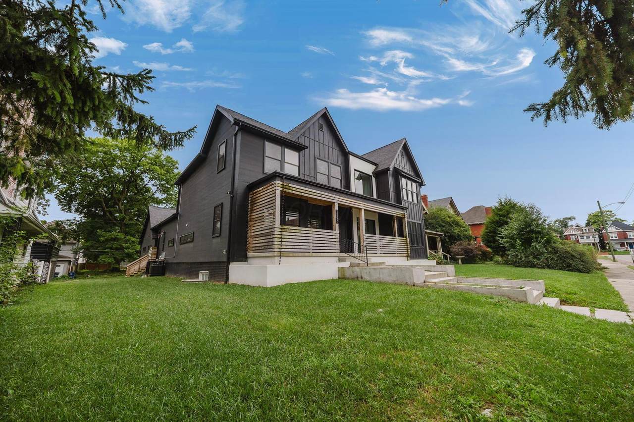 1575 Granville Street - Photo 1