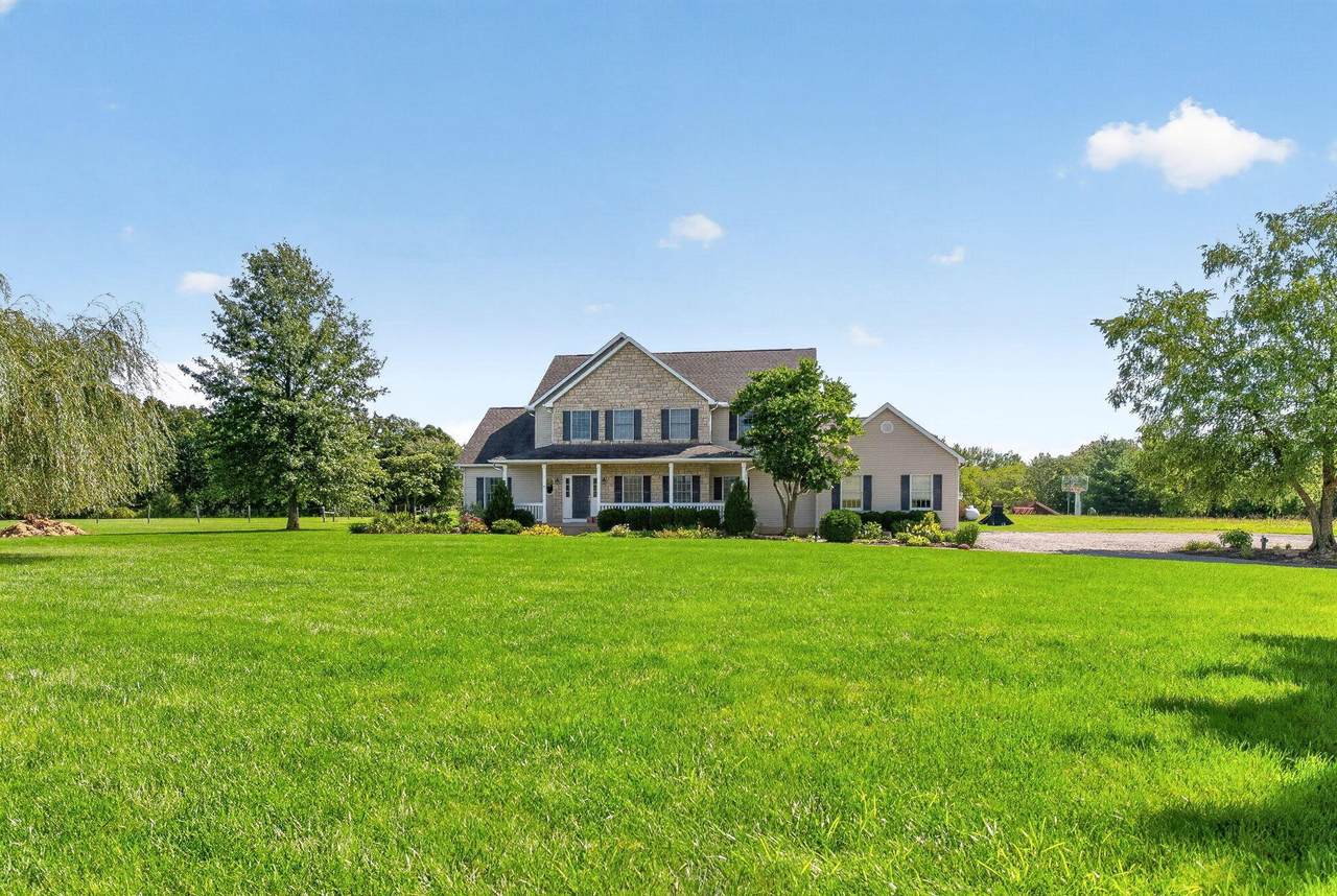 18310 Raymond Road - Photo 1