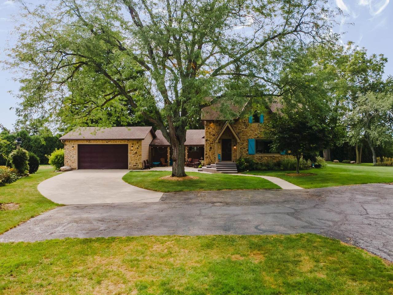 1122 Somerlot Hoffman Road - Photo 1