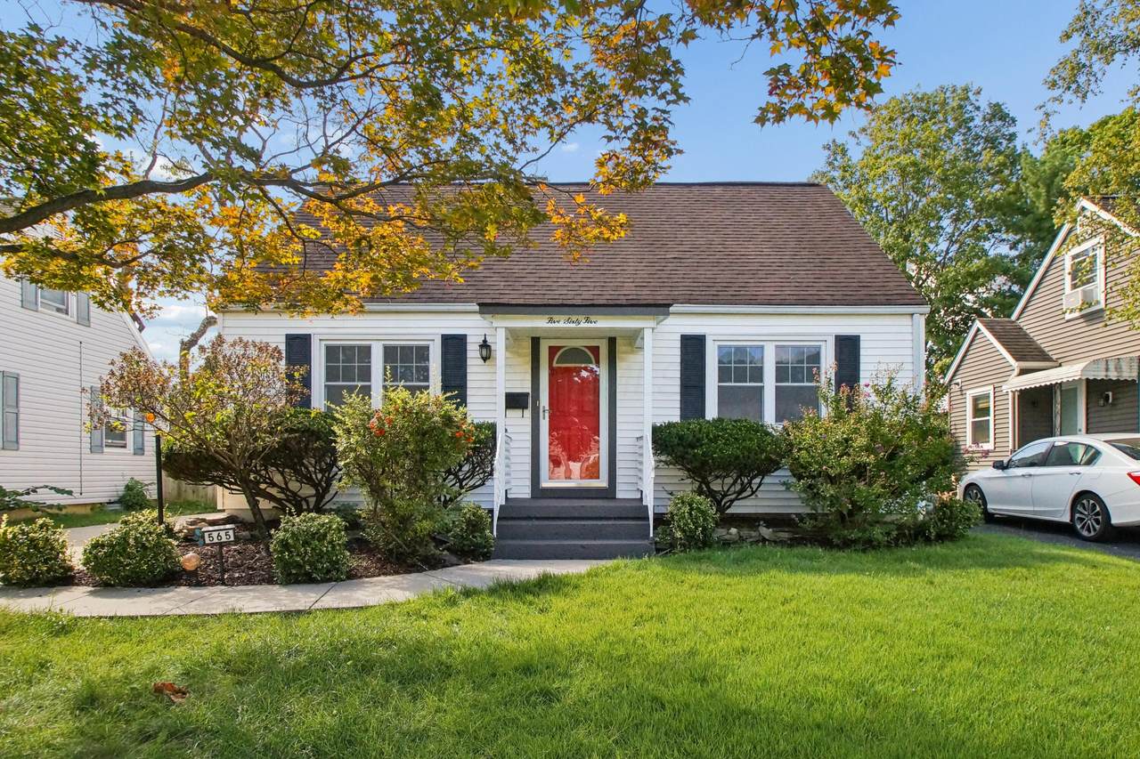 565 Northridge Road - Photo 1