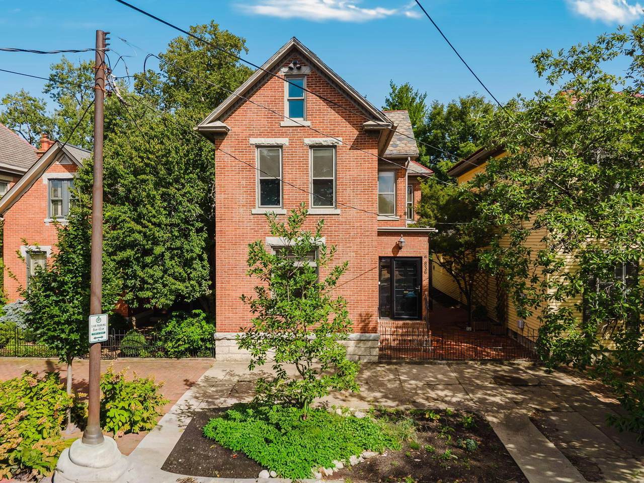 836 Mohawk Street - Photo 1
