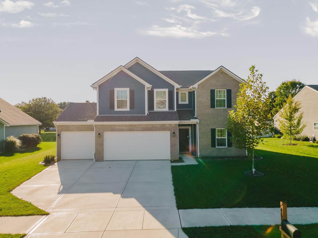 2469 Abigail Street - Photo 1