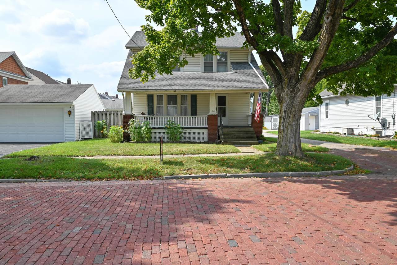 163 Merchant Avenue - Photo 1