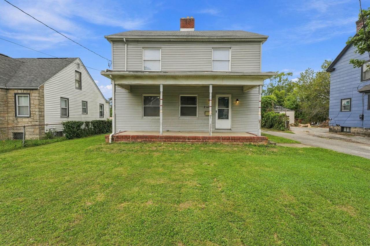 2146 Leonard Avenue - Photo 1