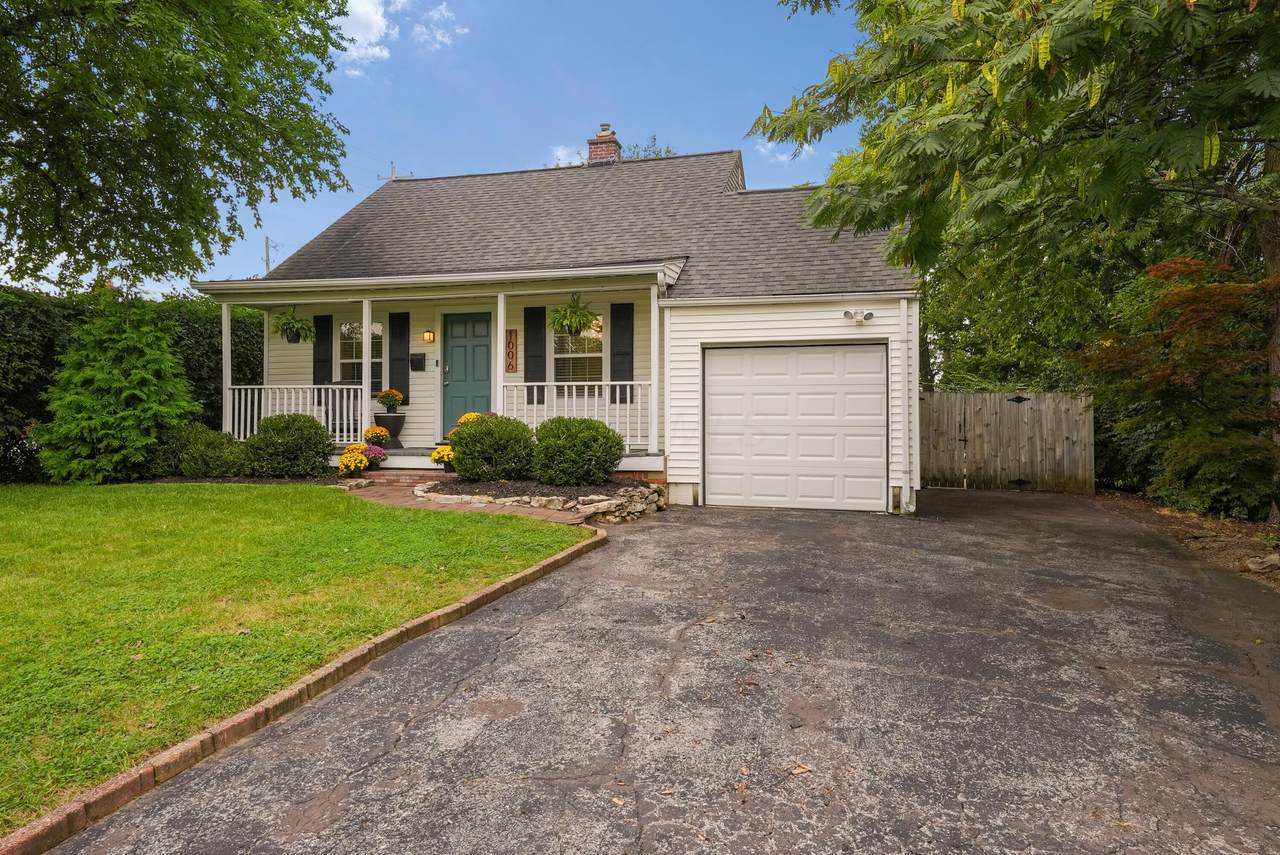 1006 Chambers Circle - Photo 1