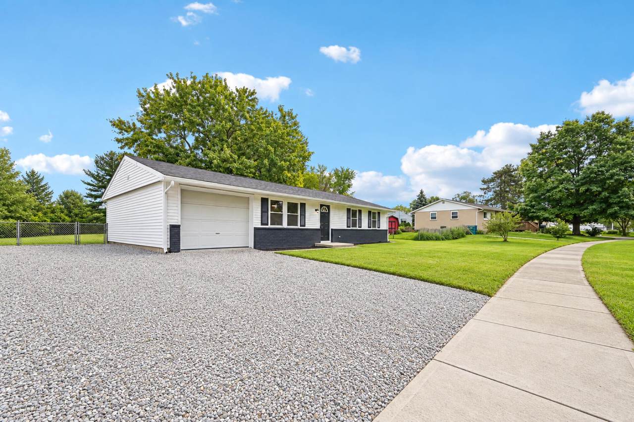 16 Deerfield Place - Photo 1