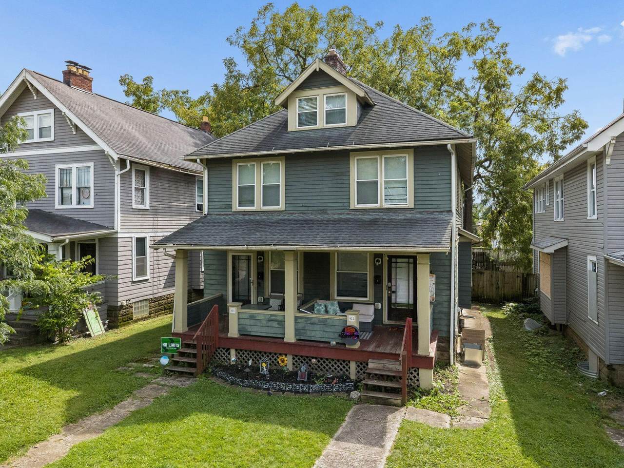 411-415 13th Avenue - Photo 1