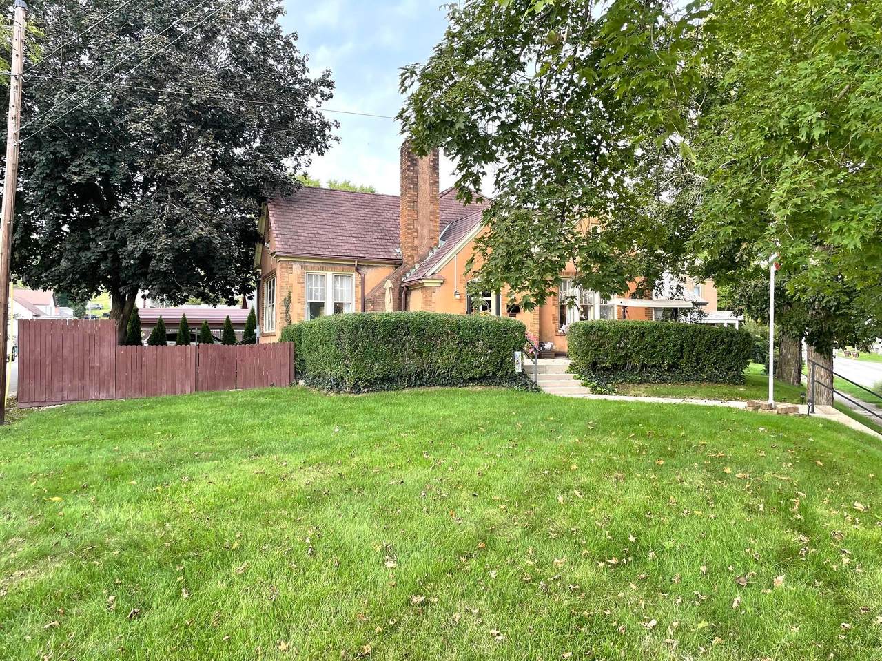 133 Zanesville Avenue - Photo 1
